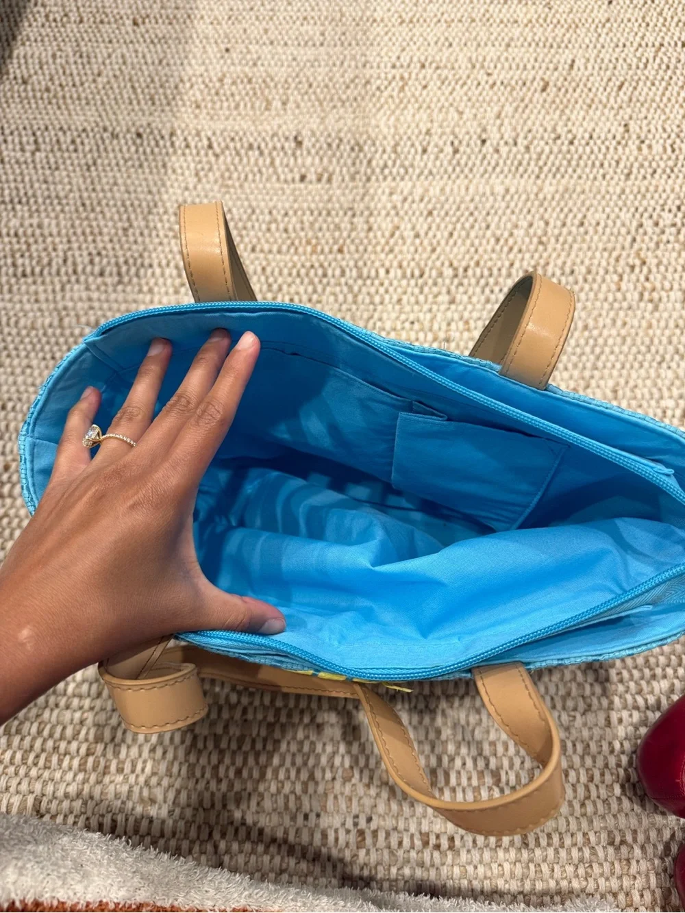 Vintage 90s/Y2K Embroidered Raffia Straw Tote Bag – Sunbathing Pinup Girl ☀️🏝️ - Picture 7 of 8